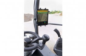 The Smart Line roller generation now also digital: with Joblink and Bomap, roller operators have an overview of the compaction progress on the entire construction site - in real time.