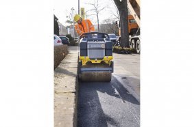 Precise compaction right up to the edge – the BW 65 and BW 65 D side-free rollers make it  possible.