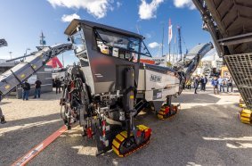 Wirtgen presented, among other products, its compact milling machines with comfort cabin. These are the world’s first cold milling machines in this machine class to be offered with a cabin.