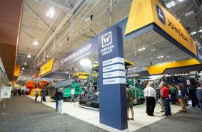 At the booth shared with our parent company, visitors from all areas of the industry learned more about the innovative machines and technological solutions from the Wirtgen Group and John Deere.