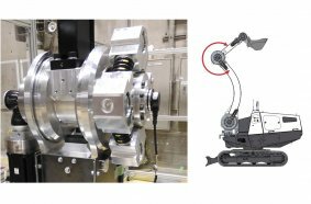 From left: The large Series Elastic Actuator (SEA) developed in cooperation with JAXA; Realizing an expanded range of motion through the adoption of joint motors.