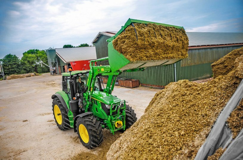 New 6M tractor series - powerful, fast, intuitive<br>IMAGE SOURCE:  John Deere Walldorf GmbH & Co. KG