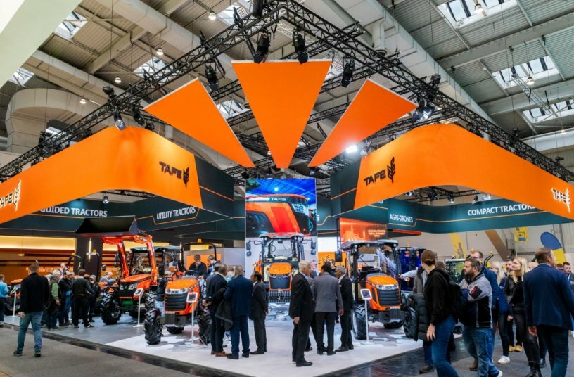 TAFE Tractors stellt neuen Elektro-Hybrid-Traktor EVX75 und Terra Vista Vision Guidance auf der Agritechnica 2025 aus<br>BILDQUELLE: TAFE
