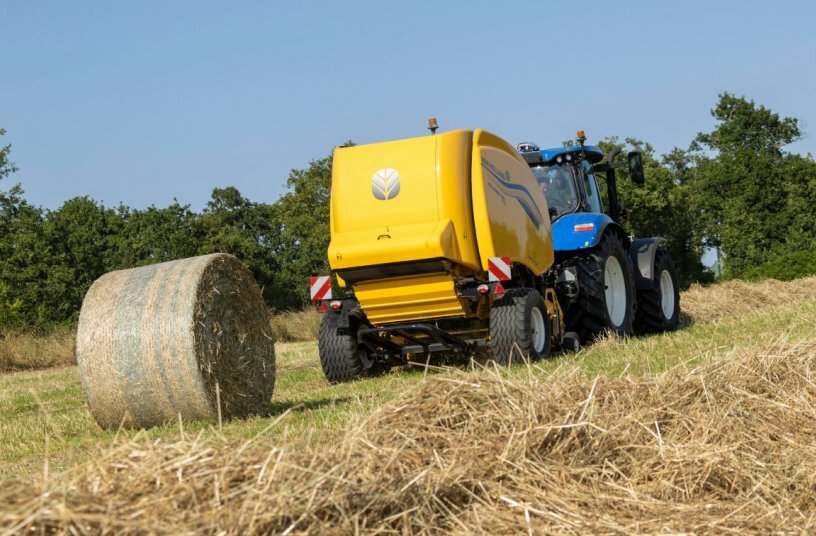 New Holland Roll-Belt 180 PLUS<br>IMAGE SOURCE: New Holland Agriculture