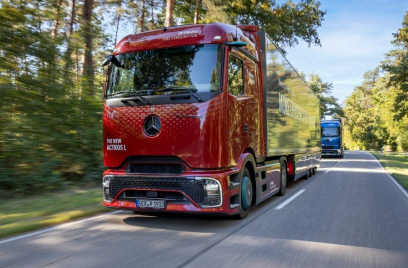 Mercedes-Benz Actros L<br>IMAGE SOURCE: Daimler Truck AG