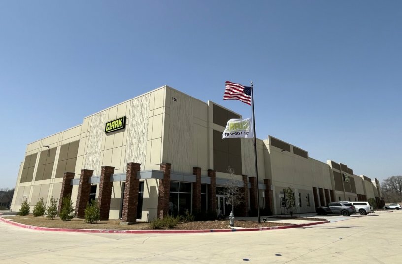 New Global Headquarters of Clark Material Handling Company in Flower Mound, Texas<br>IMAGE SOURCE: CLARK Global HQ