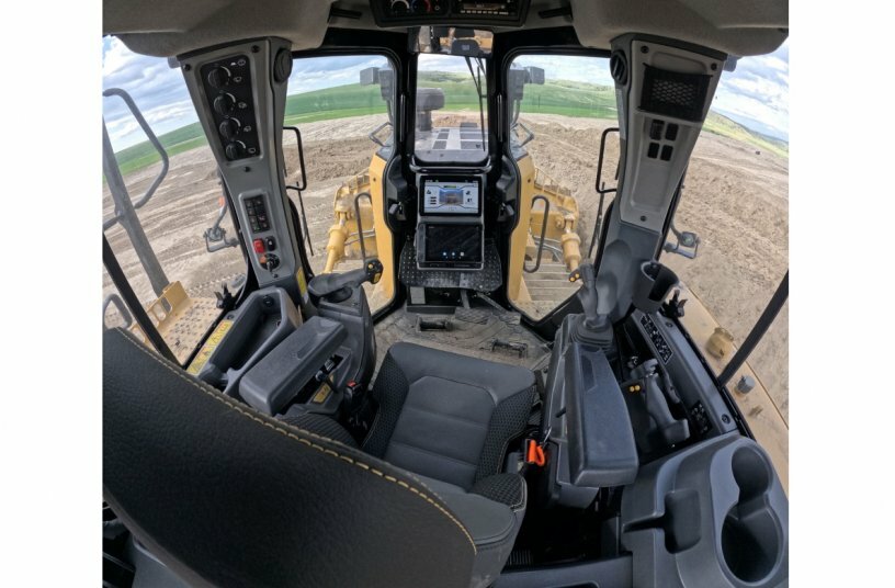 Der neue Cat Dozer hat eine komplett neue Kabine.<br>BILDQUELLE: Zeppelin Baumaschinen GmbH; Caterpillar