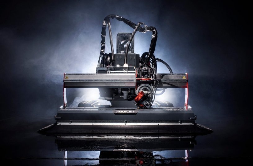 Aquajet introduces the Aqua Cutter 750V Hydrodemolition robot. The new model features Aquajet’s Evolution 3.0 Control System and revolutionary infinity oscillation for higher productivity. <br>IMAGE SOURCE: IRONCLAD mktg; Aquajet