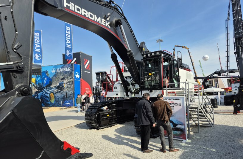 HİDROMEK attracted attention at bauma 2025 with 14 new models<br>IMAGE SOURCE: HİDROMEK