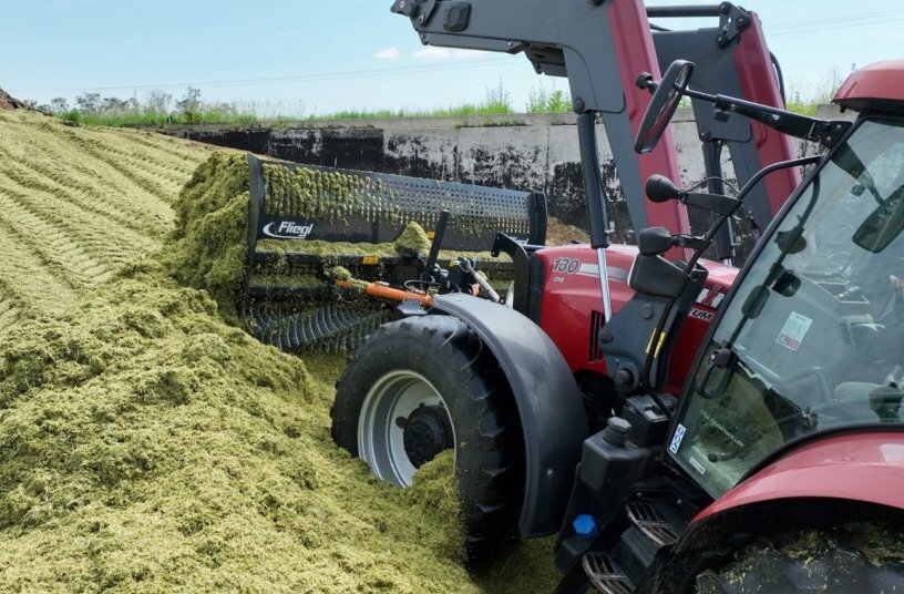 Feed compaction – Fliegl presents the rotor blade<br>IMAGE SOURCE: Fliegl Agro-Center GmbH
