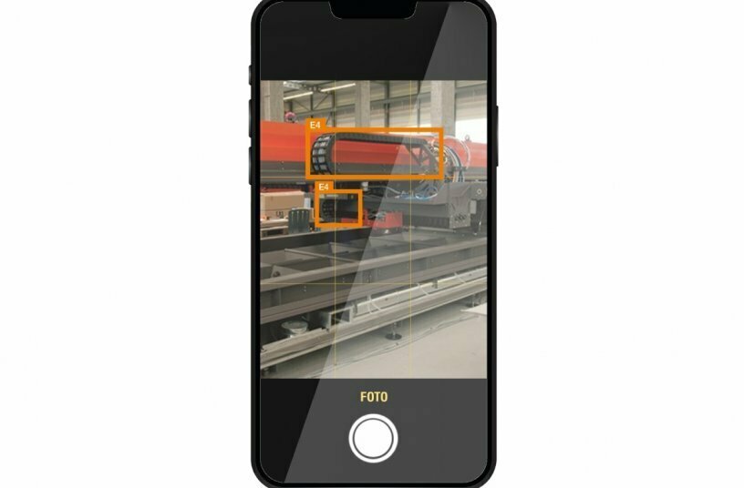 KI kommt bei igus mittlerweile auch zum Einsatz, um Ersatzteile zu identifizieren. Fotografieren Anwender zum Beispiel ihre Energiekette, können sie im Onlineshop schnell den richtigen Ersatz bestellen.<br>BILDQUELLE: igus GmbH