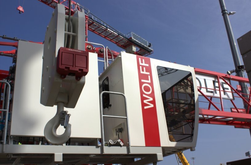 WOLFF Cam is seamlessly integrated into WOLFF Crane Control both technically and in terms of hardware. It is permanently mounted on the hook block, can be installed in the WOLFF HiSPS sensor box, and connected using the same adapter.<br>IMAGE SOURCE: WOLFFKRAN International AG