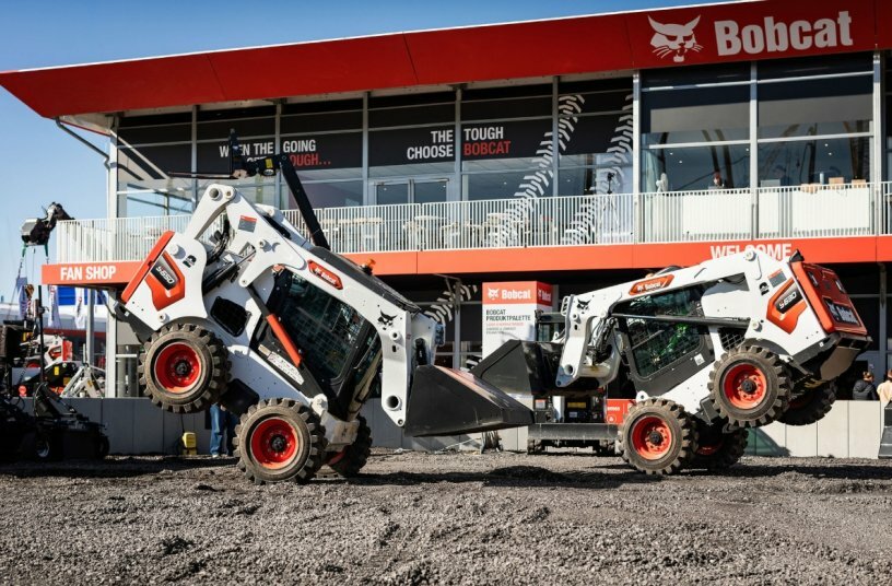 New Generation of Bobcat 1-2 t Mini Excavators: Unbeatable Performance in a Small Package<br>IMAGE SOURCE: Bobcat