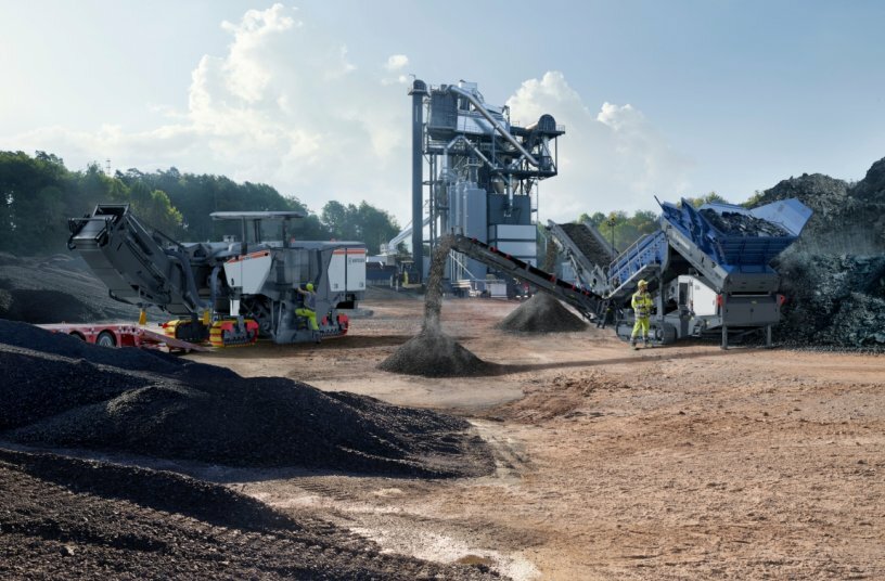 In der Wirtgen Group arbeiten Wirtgen, Kleemann und Benninghoven zusammen: Schichtweises Fräsen, schonende Aufbereitung und präzises Mischgutmanagement sichern Qualität und Effizienz.<br>BILDQUELLE: WIRTGEN GROUP