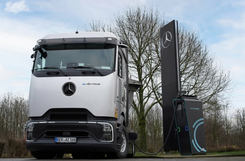 Daimler Truck baut halböffentliches Ladenetzwerk für Lkw auf – erste Pilotkunden erfolgreich gestartet<br>BILDQUELLE: Daimler Truck AG
