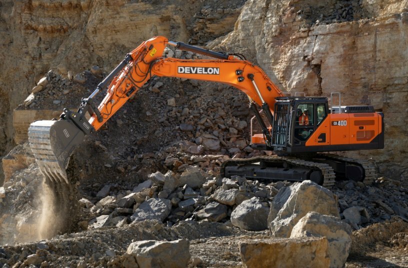 Develon Expands Revolutionary Series 9 Excavator Range<br>IMAGE SOURCE: Develon