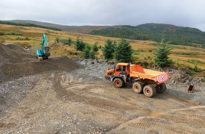 New Develon DA30-7 Articulated Dump Truck Joins Cross Fleet<br>IMAGE SOURCE: DEVELON