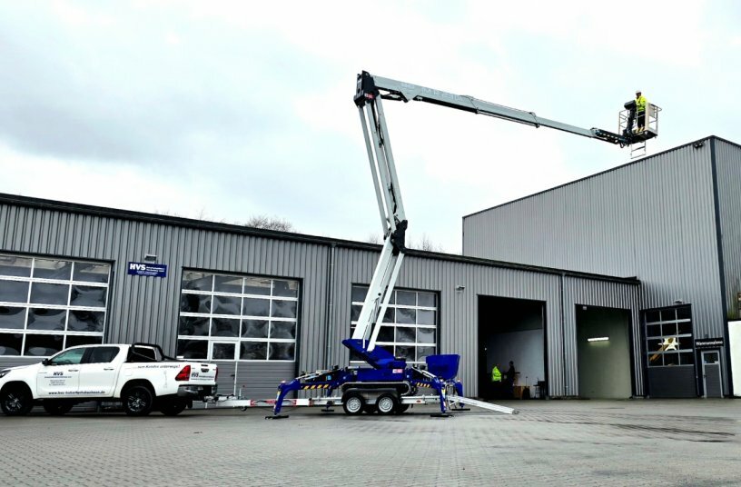 IMER Group Delivers R23DA Crawler Access Platform to HVS Arbeitsbühnen<br>IMAGE SOURCE: Imer