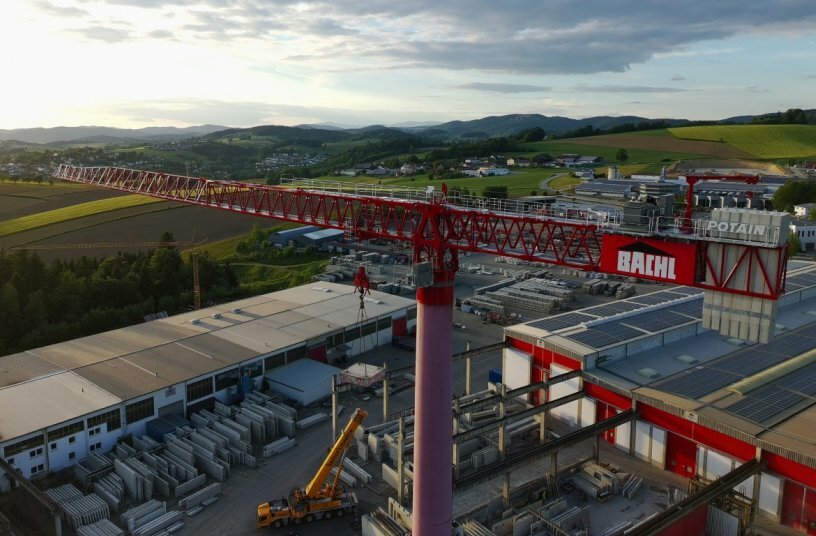 Potain launches new heavyweight MDT 1609 and delivers first model to Germany