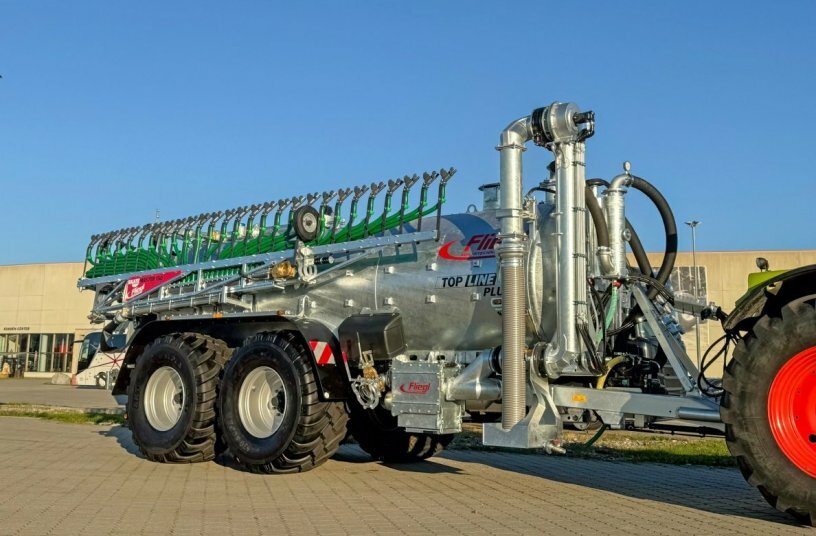 Fliegl presents the innovative TopLine Plus tank line<br>IMAGE SOURCE: Fliegl Agrartechnik GmbH