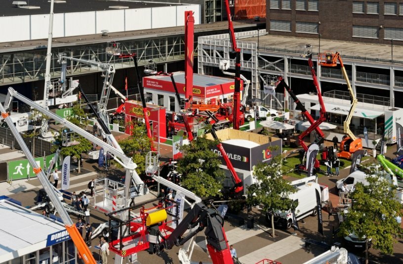 Exhibitor presentations at IRE & APEX<br>IMAGE SOURCE: APEX Show