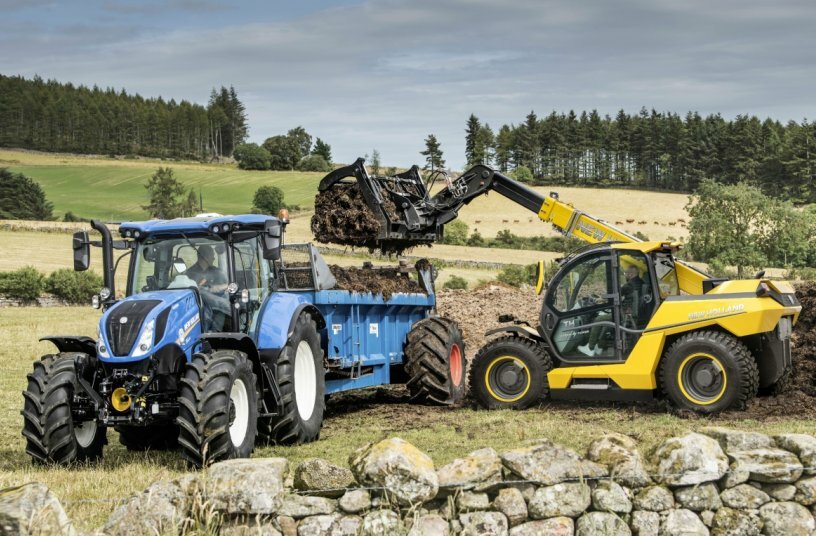 New Holland Hybrid Telehandler<br>IMAGE SOURCE: New Holland Agriculture