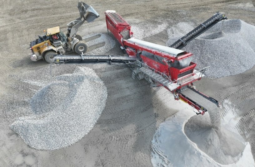 Finlay 693 Inclined Screener<br>IMAGE SOURCE: Terex-Finlay