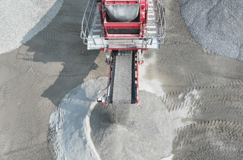 Finlay 693 Inclined Screener<br>IMAGE SOURCE: Terex-Finlay