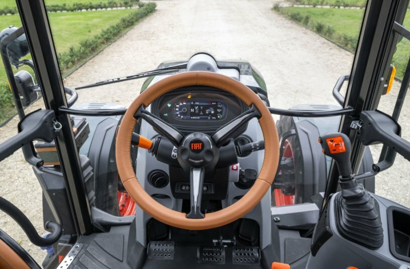 Il Trattore Concept Tractor<br>IMAGE SOURCE: New Holland Agriculture