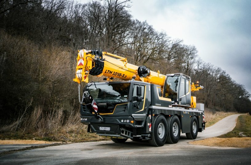 Grove-Manlift SM 3884 XT Specs (1992 - 2000) | Wheeled