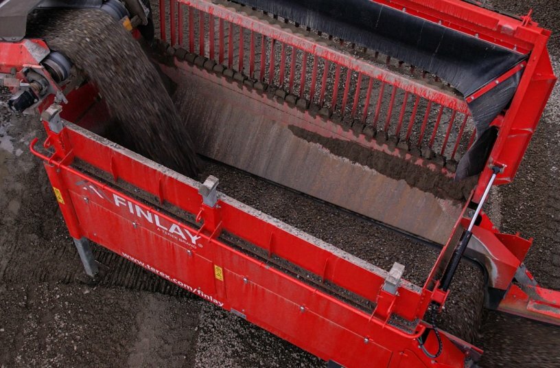 Finlay 694 Inclined Screener<br>IMAGE SOURCE: Terex-Finlay