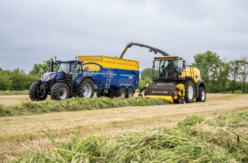 New Holland FR<br>IMAGE SOURCE: New Holland Agriculture