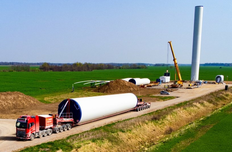Nooteboom Introduces New Generation Mega Windmill Trailer XXL for a Greater Variety of Loads<br>IMAGE SOURCE: Nooteboom Trailers B.V.