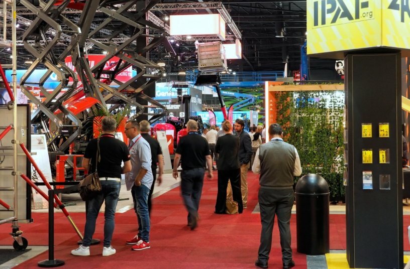 Exhibitor presentations at IRE & APEX<br>IMAGE SOURCE: APEX Show
