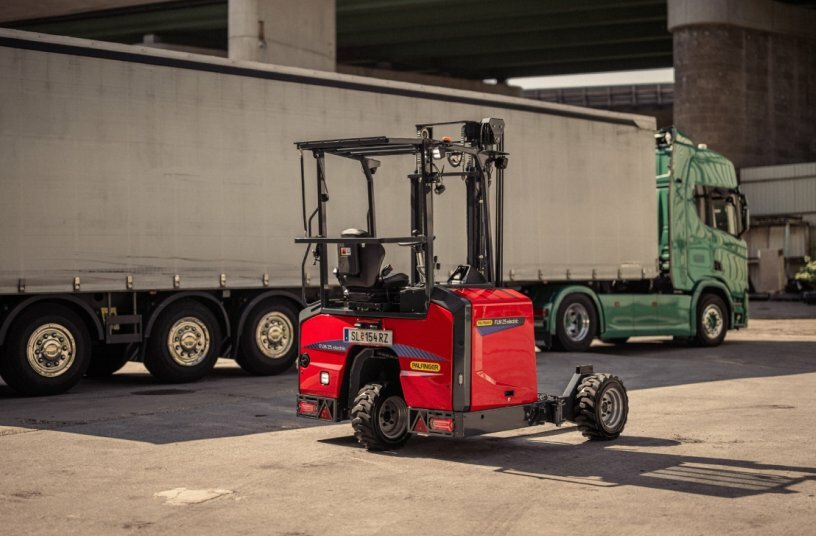 The new FLM 25 - maximum operator comfort and ultimate safety on site.<br>IMAGE SOURCE: PALFINGER AG