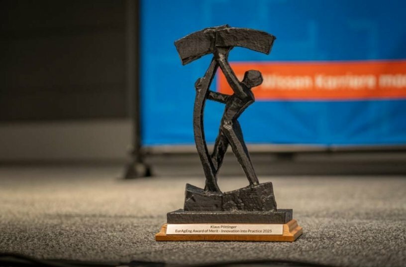 The Award<br>IMAGE SOURCE: PÖTTINGER Landtechnik GmbH