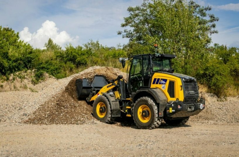 The WA170M-11 wheel loader in operation.<br>IMAGE SOURCE: Komatsu