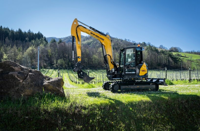 New Holland E90D MIDI Excavator<br>IMAGE SOURCE: New Holland Construction