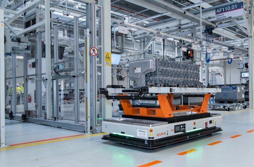 The MAN BatteryPack is developed and manufactured at the Nurem-berg site: The modular energy storage solution – available in various form factors – combines high power density with robust design and is ideal for mobile and industrial applications.<br>IMAGE SOURCE: MAN Truck & Bus SE