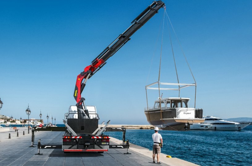 Class-leading lifting capacity, maximum precision and smartest technology.<br>IMAGE SOURCE: PALFINGER AG