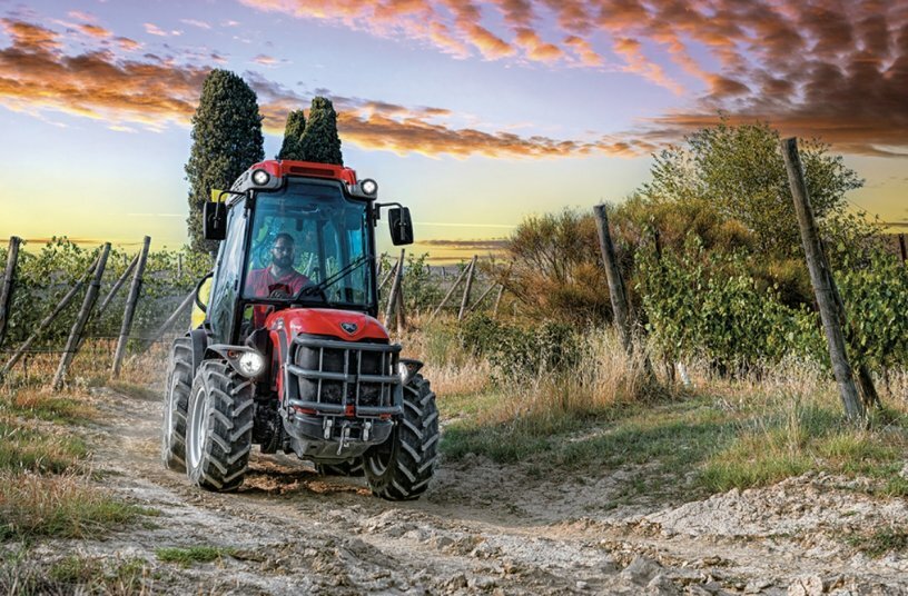 Antonio Carraro TONY 8900 TRG “BASSO”<br>IMAGE SOURCE: Antonio Carraro S.p.A.