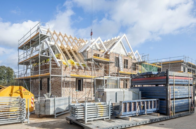 MAXIMO Wall Formwork and PERI UP Facade Scaffolds were used in the construction of the buildings.<br>IMAGE SOURCE: PERI SE