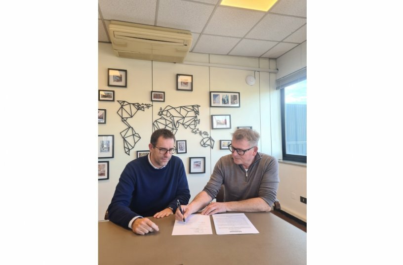 Claudio Teoldi and Gert de Boon<br>IMAGE SOURCE: Palazzani Industrie S.p.A.
