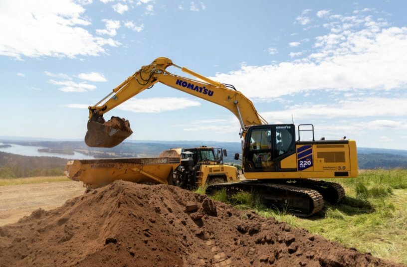 Komatsu went back to the drawing board and reimagined the cab, creating a working environment that’s comfortable, efficient and loaded with smart technology.<br>IMAGE SOURCE: Komatsu