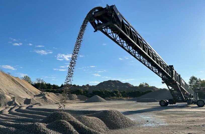 The conveyor has been engineered for demanding stockpiling applications such as quarrying, mining, and aggregates.<br>IMAGE SOURCE: ProStack