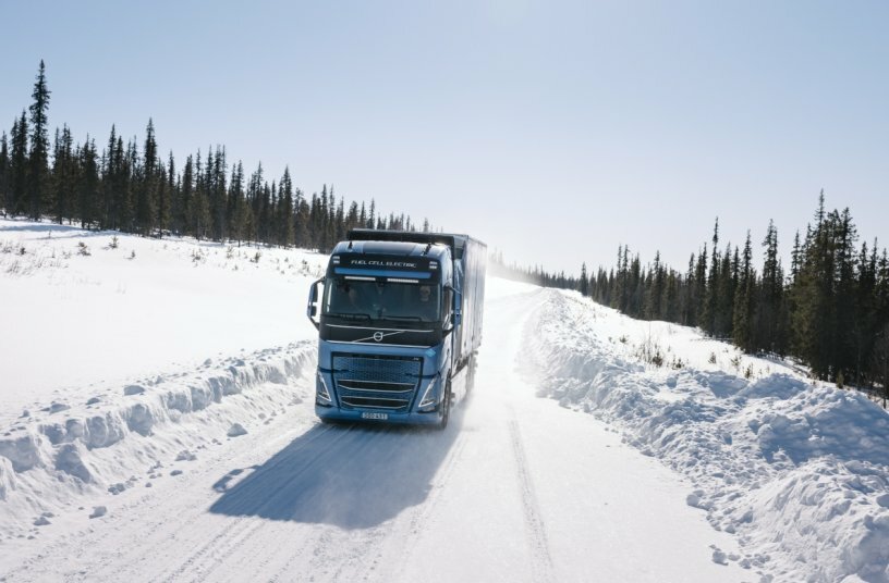 Volvo Trucks gewinnt den ersten Platz in der Kategorie Brennstoffzelle/Wasserstoff Lkw des Europäischen Transportpreises für Nachhaltigkeit 2024<br>BILDQUELLE: Volvo Trucks