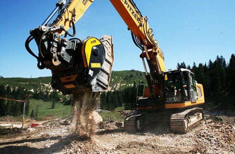 MB Crusher at the Service of Ski Infrastructure and High-Altitude Works<br>IMAGE SOURCE: MB Crusher