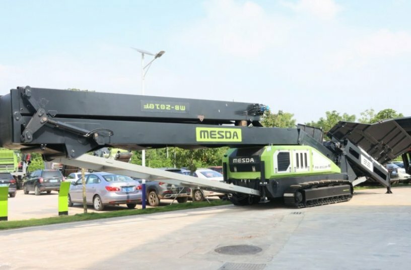 With compact transport dimensions of around 12 x 2.5 x 3 metres and a weight of 22 to 26 tonnes, the B210F is easy to transport.<br>IMAGE SOURCE: MESDA Deutschland GmbH & Co. KG