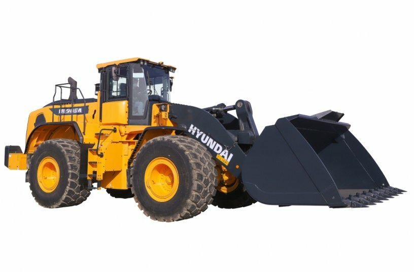Among new models introduced at CONEXPO-CON/AGG 2023, Hyundai Construction Equipment Americas announced its largest-capacity wheel loader, the HL985A, with a standard 9.1-yd3 (7.0-m3) bucket capacity.<br>IMAGE SOURCE: Cooper Hong Inc.; Hyundai Construction Equipment Americas, Inc.