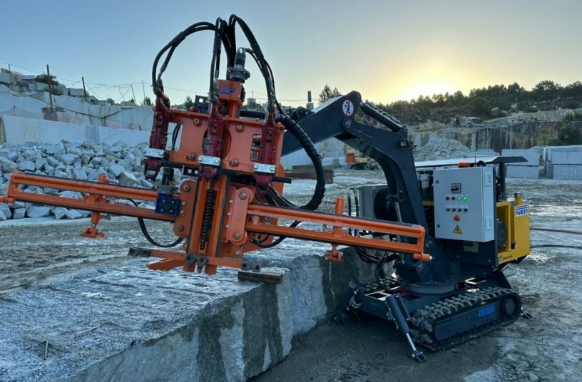 SEGEDA, New EPO-24-3MP Crawler Drill Rig<br>IMAGE SOURCE: ANMOPYC